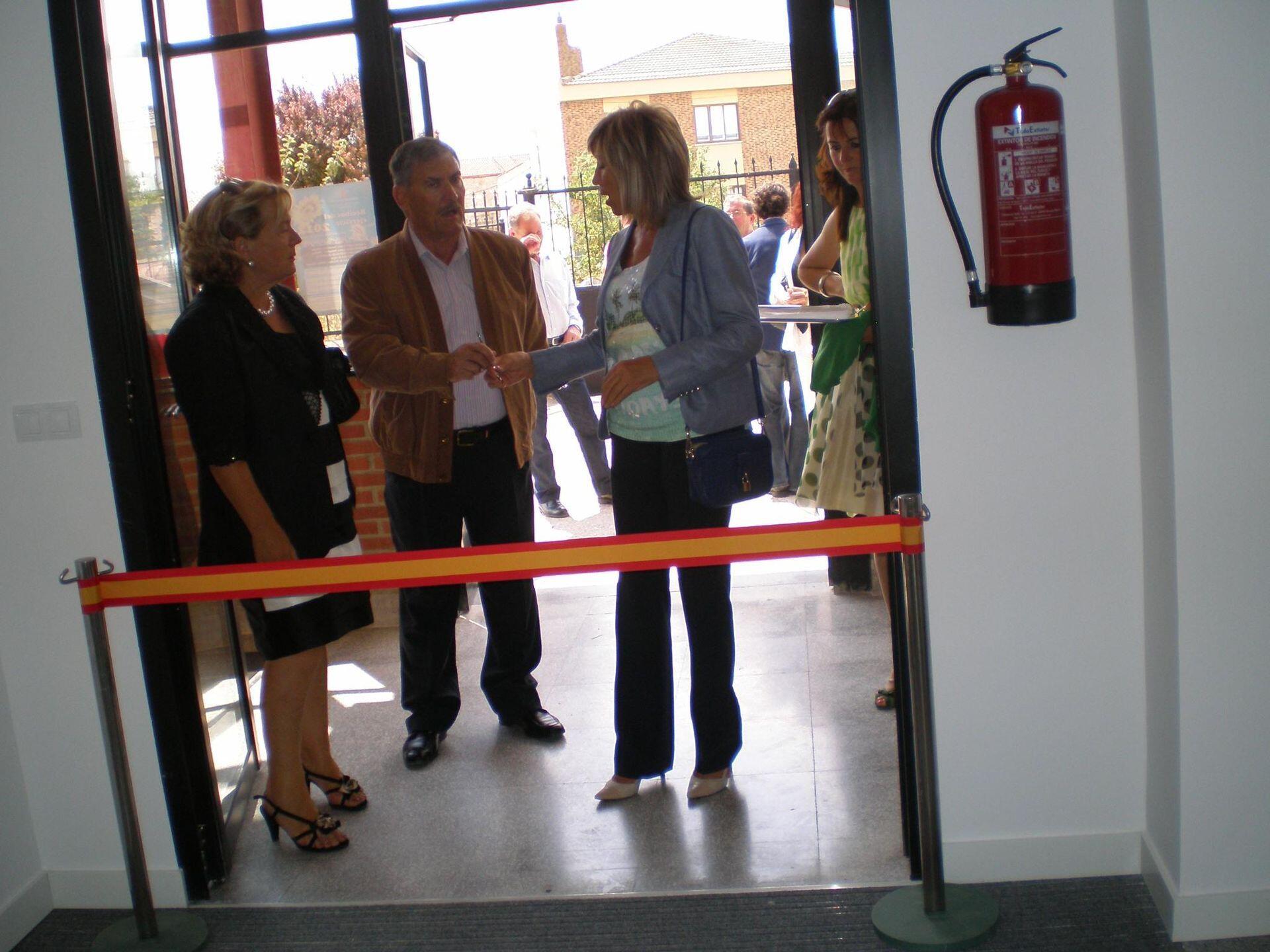 INAUGURACION DEPENDENCIAS MUNICIPALES